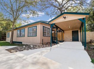 10835 Oak Ln, Willis, TX 77318