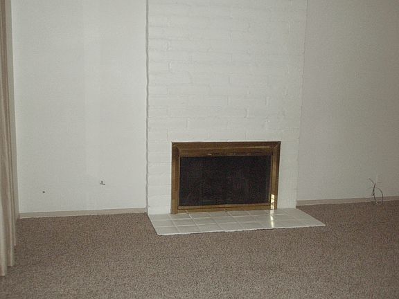 5th image of 5068 N Wishon Ave APT E