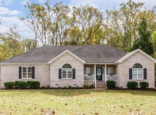 6111 Middle Rd, Prince George, VA 23875