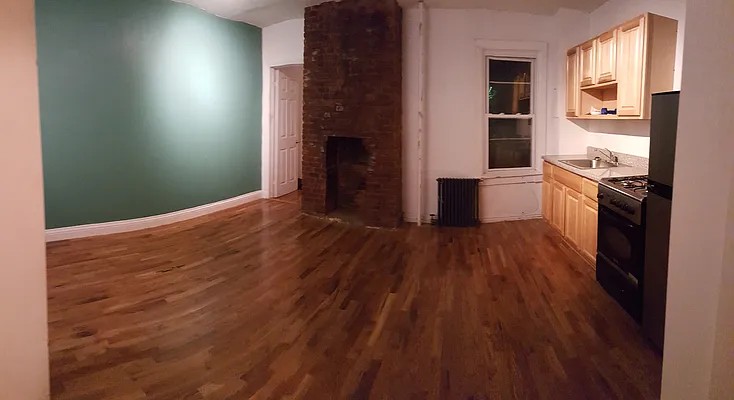 Rented by Smart NY Realty LLC | media 26