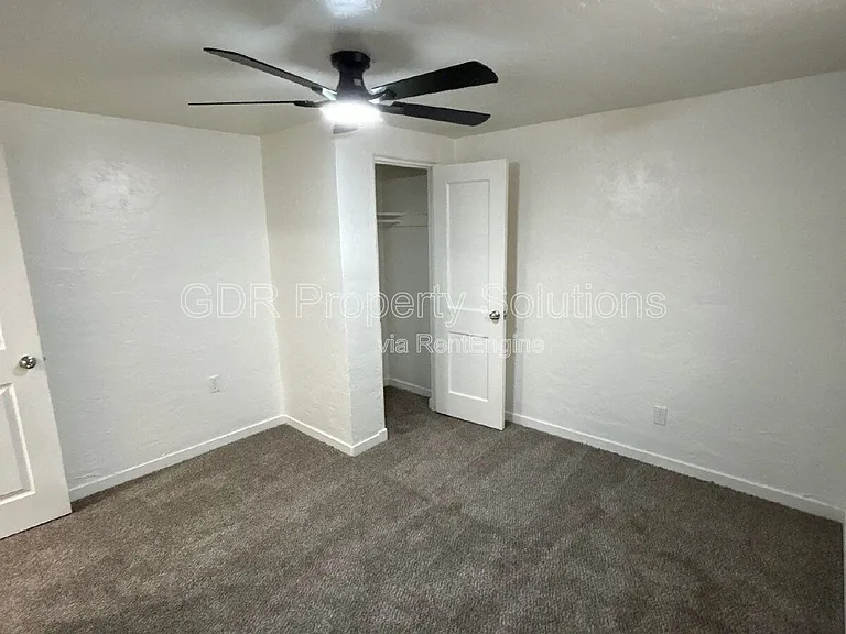 3209 Burton Ave SE #3219-1/2 — Photo 13