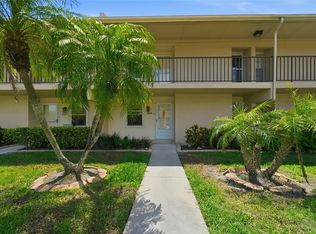 2609 Woodgate Ln #K-4, Sarasota, FL 34231