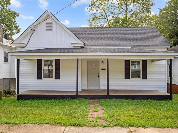 1414 E 23rd St, Winston Salem, NC 27105