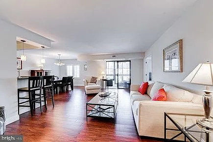 8340 Greensboro Dr #521 — Photo 3
