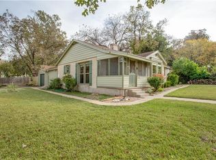 104 S Briscoe Blvd, Dallas, TX 75211