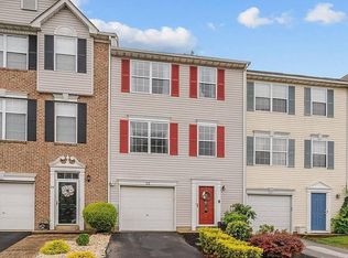 22 Emandan Ln, Hockessin, DE 19707