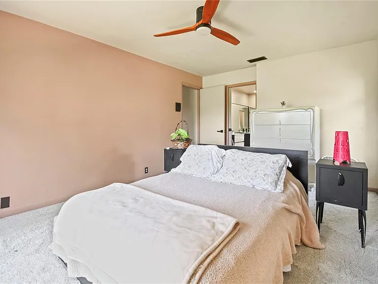 2906 Windridge Dr — Photo 11