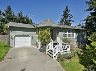 859 Spring St, Greenbank, WA 98253