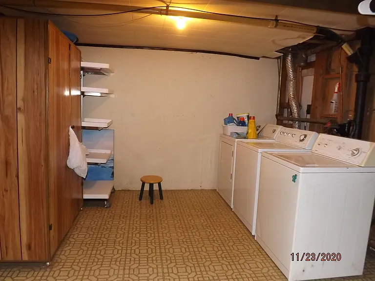 3285 Revere St — Photo 31