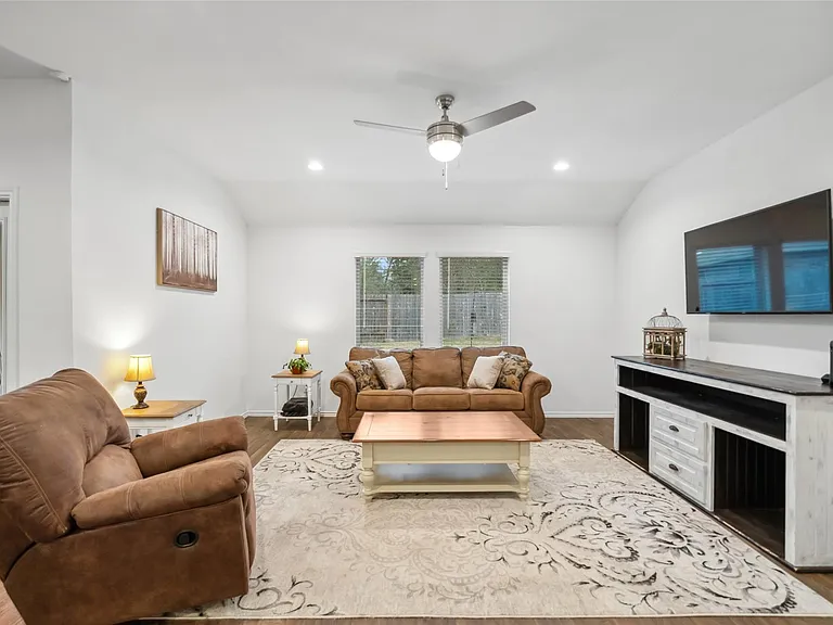 3308 Cold Swan Ct — Photo 15