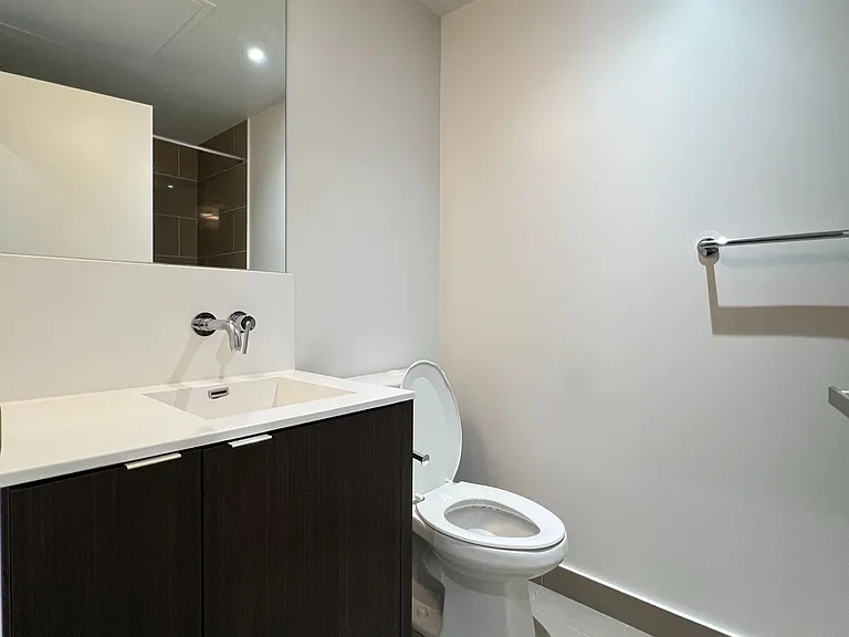88 Harbour St #1706 — Photo 7