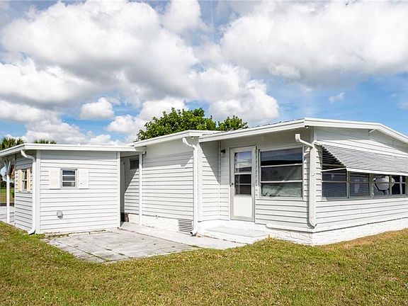 3rd image of 1023 Barefoot Cir