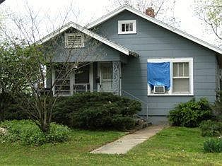 2nd image of 1701 E McDaniel St