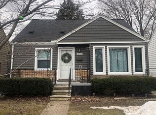 1402 S Campbell Rd, Royal Oak, MI 48067