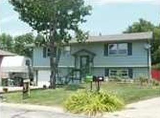 1105 W 3rd Cir, Edgerton, KS 66021
