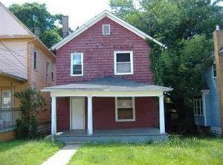606 Fruit Ave, Farrell, PA 16121