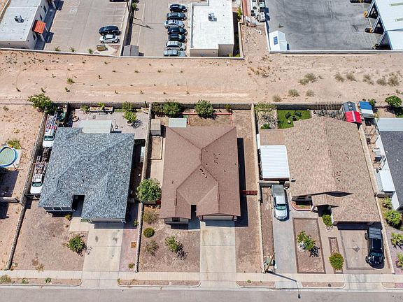 5th image of 3020 Selene Vega Ave
