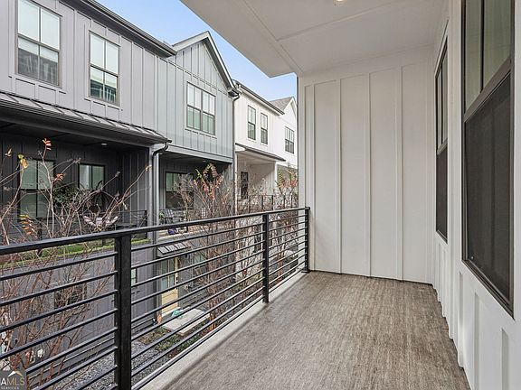 3rd image of 193 Chestnut Cir NE #38