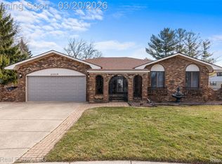 41319 Julie Ct, Clinton Township, MI 48038