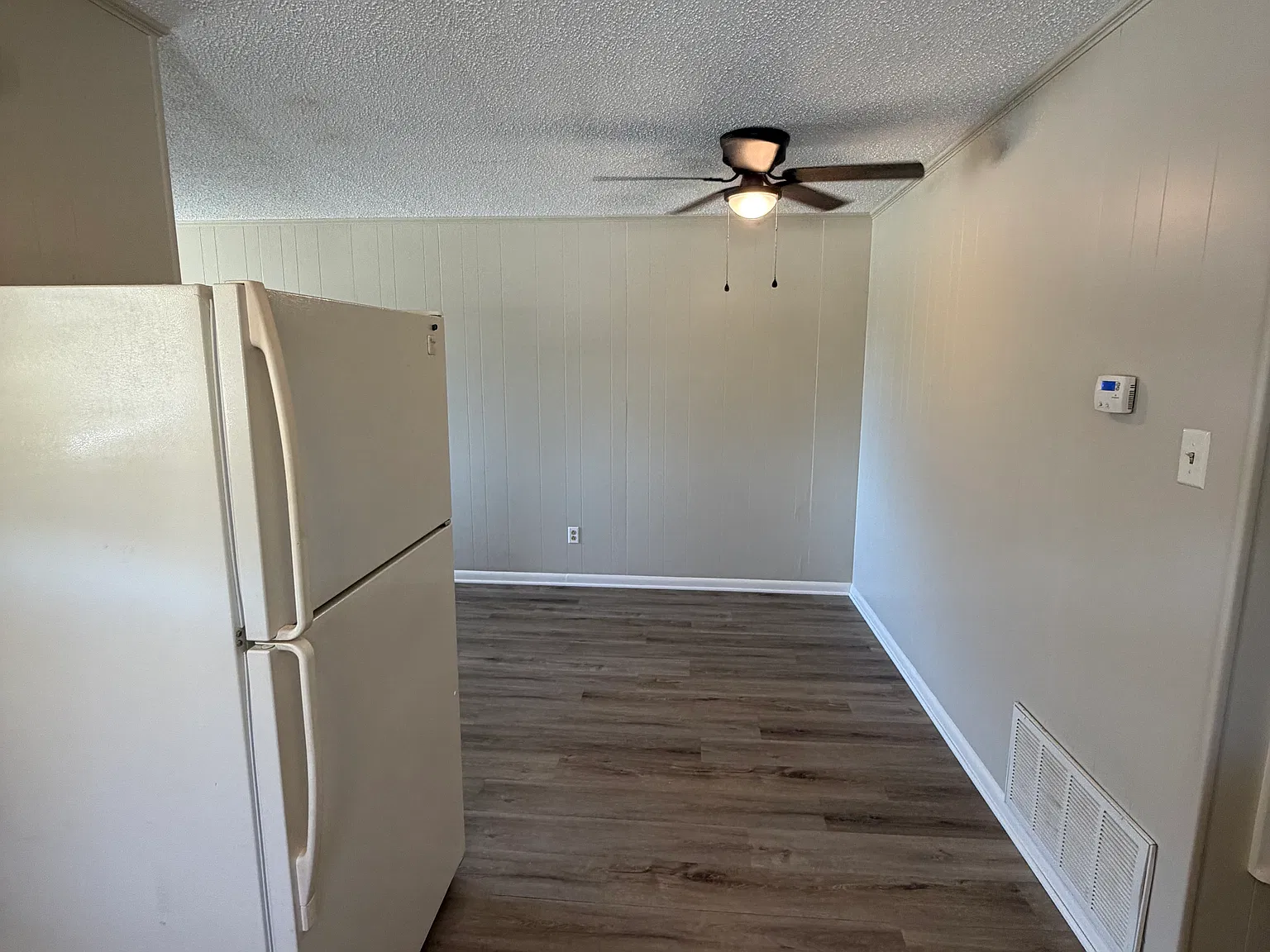 2 bed, 750 sqft, $850 — Photo 3
