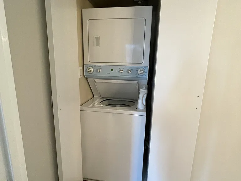 5785 Yonge St #207 — Photo 25
