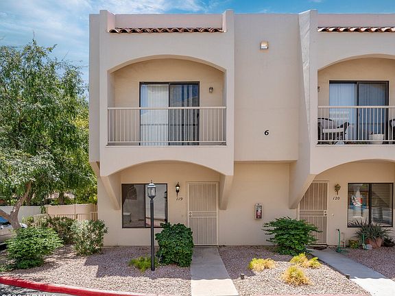 3rd image of 1017 E MARYLAND Avenue #119