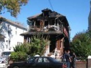 365 E 45th St, Brooklyn, NY 11203