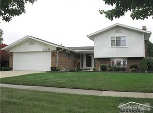 12318 Dorset Ct, Southgate, MI