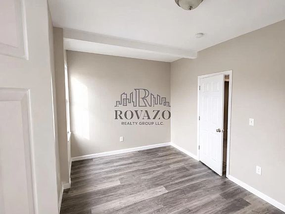 4th image of 411 N 5th St APT 1D