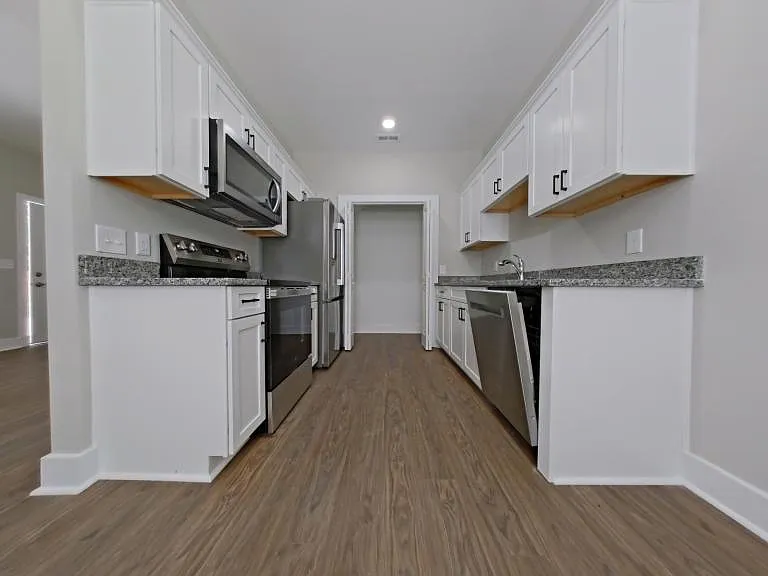 542 Wallburg High Point Rd — Photo 2