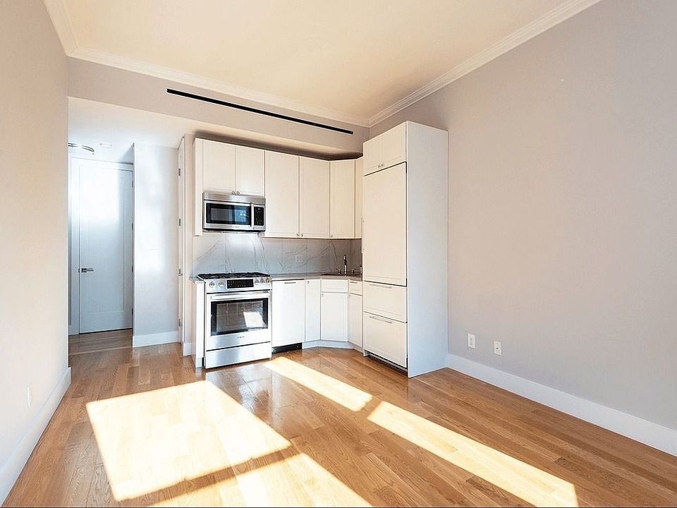 1st image of 252 W 76th St APT 5A