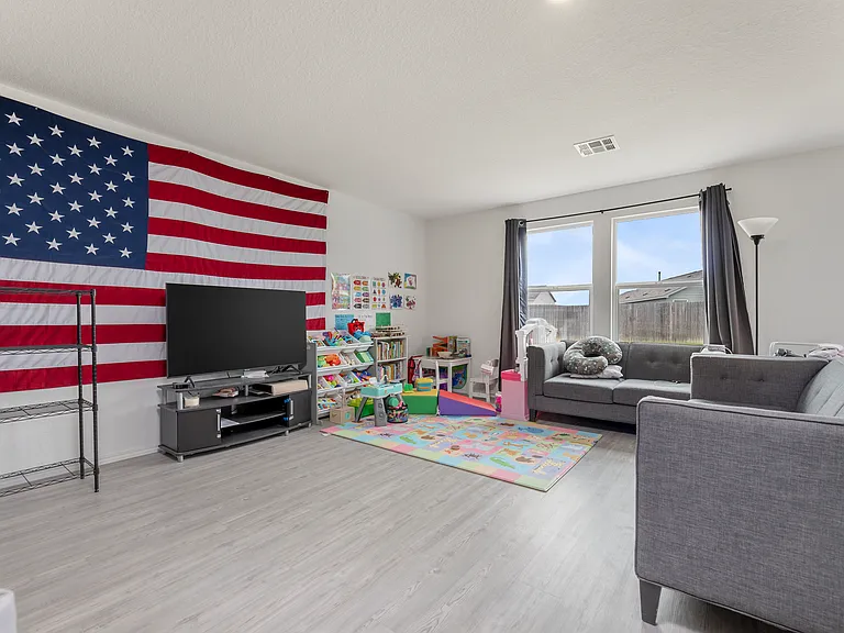 726 Tulsa Trl — Photo 19