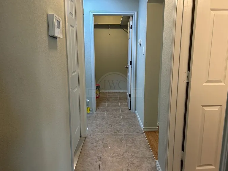 6405 Clear Brook Dr — Photo 13