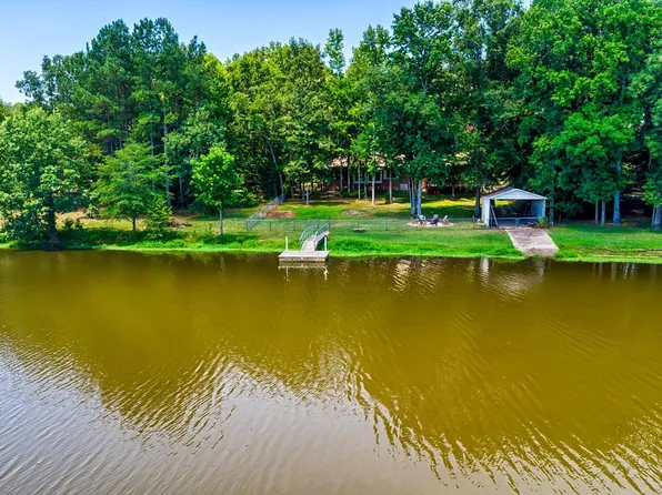 124 Murray Blvd, Saluda, SC 29138