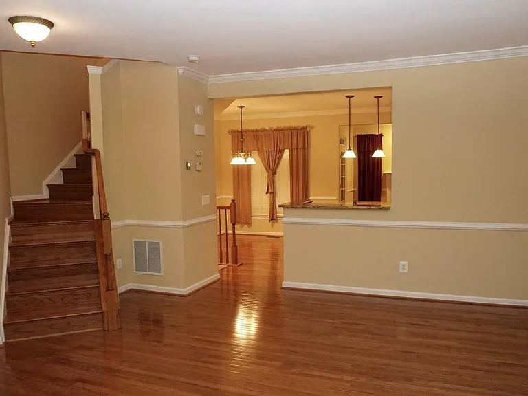 1469 Fawn Hollow Ln — Photo 6