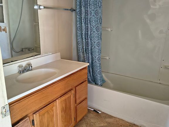 3rd image of 4390 E 380th Rd Lot 57