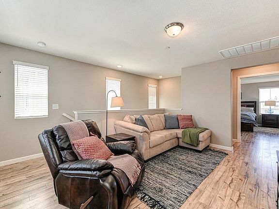 3rd image of 6120 Mehrten Cir