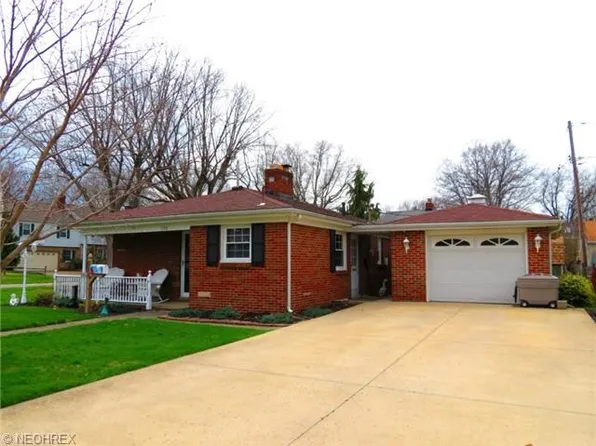 289 King St, Conneaut, OH 44030