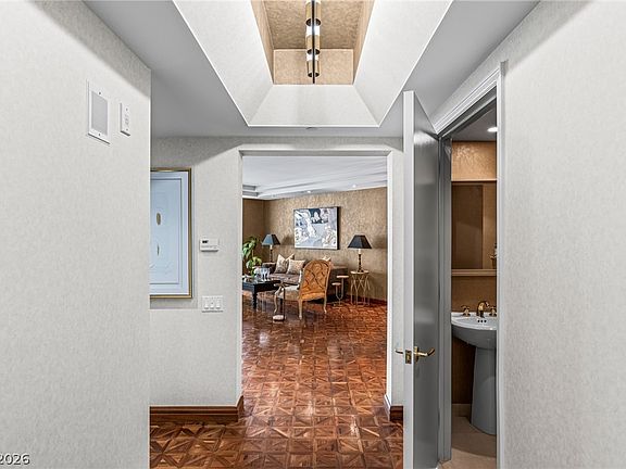 2nd image of 2877 Paradise Rd Unit 504