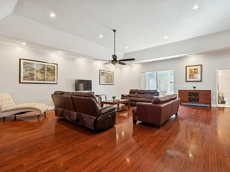 422 Appaloosa Rd — Photo 11