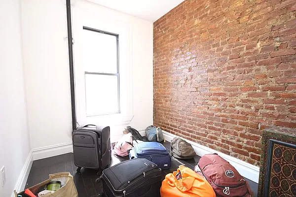 Rented by Compass | media 6