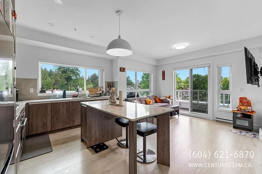 2 bed, 2.0 bath, 756 sqft, $2,200 — Photo 3