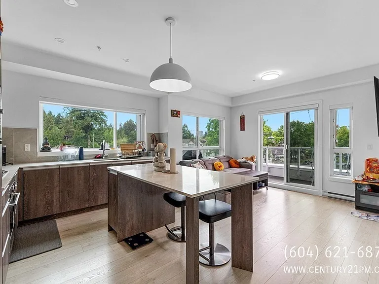 14225 103a Ave #202 — Photo 3