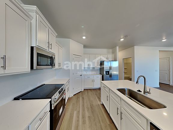 3rd image of 6475 E Corte Piramide