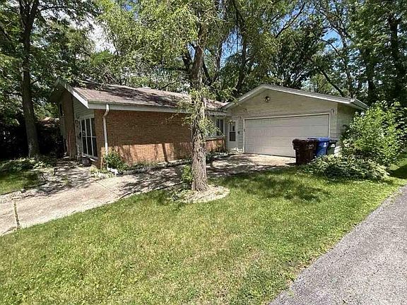 3rd image of 13 Wilson Ct