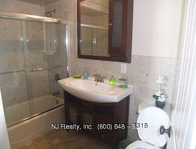 4th image of 221 59th St #East