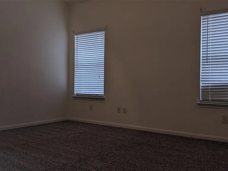 25211 Sierra Woods Ln — Photo 8