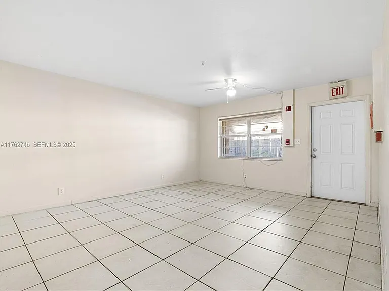 5600 NW 27th Ct #5604 — Photo 3
