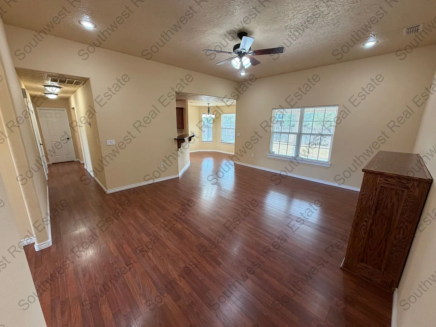 Available Soon! Beautiful 3 Bed 2 Bath 2 Car Garage — Photo 4