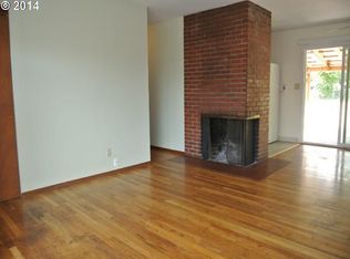 937 SE 180th Ave, Portland, OR 97233